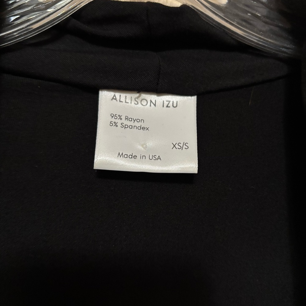 Allison Izu Blouse - Picture 2 of 3